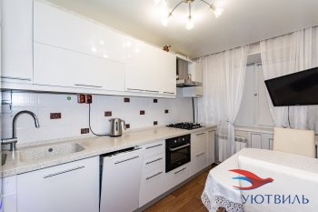 Трехкомнатная квартира на Стачек в Керчи - kerch.yutvil.ru - фото 3